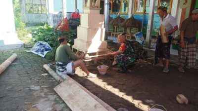 Dengan Komsos, Babinsa Koramil 1626-02/Susut Ciptakan Kedekatan Dengan Warga