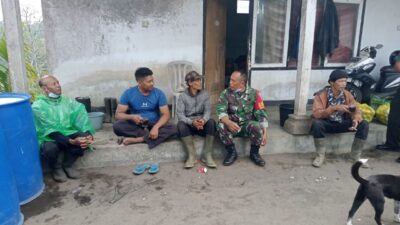 Mewujudkan Keakraban, Babinsa Awan Komsos Dengan Warga Binaan