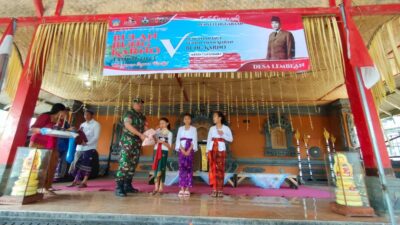 Babinsa Lembean Hadiri Peringatan Bulan Bung Karno Di Desa Binaan