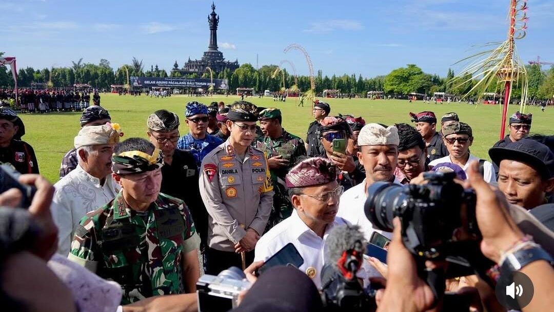 Ribuan Pecalang Bali Siaga Jelang Nyepi 1948 Saka, Gubernur Wayan Koster Tegaskan Keamanan Desa Adat Jadi Benteng Utama Pulau Dewata