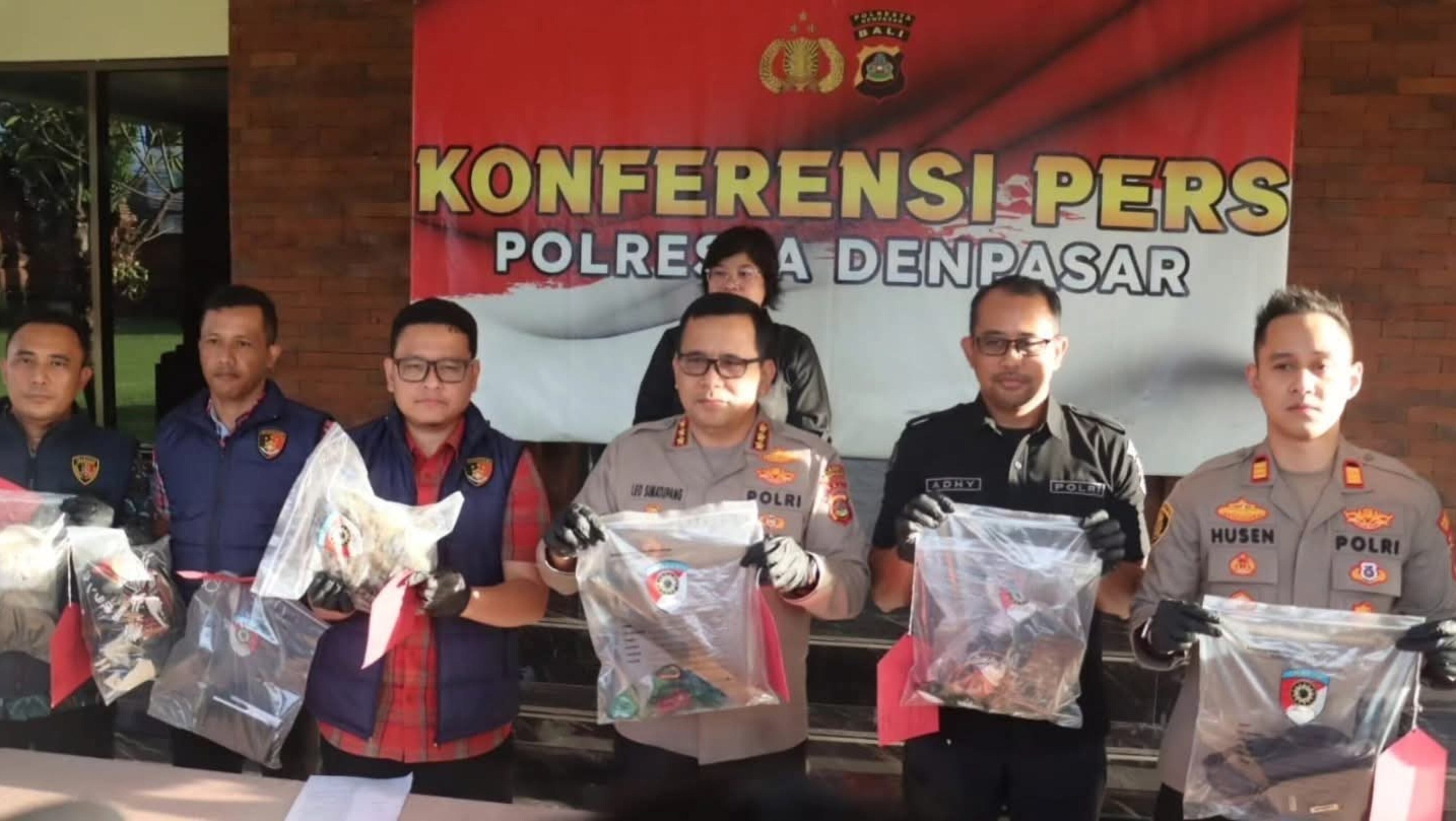 Kurang dari 10 Jam, Polisi Ringkus 5 Pelaku Penganiayaan Brutal di Benoa, 2 Korban Tewas dengan Luka Bakar
