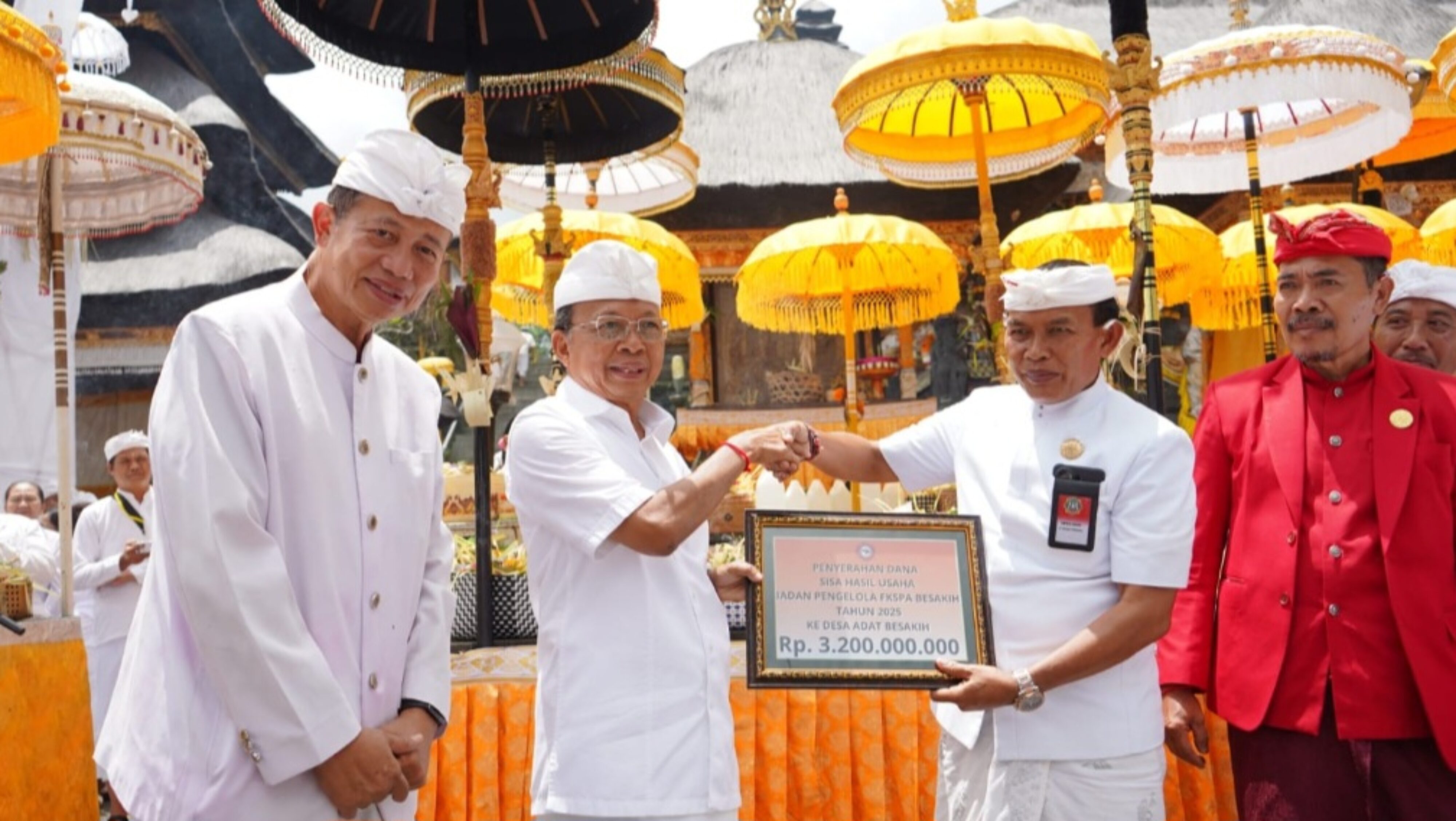 Gubernur Koster Tegaskan Karya IBTK di Besakih Harus Berjalan Tertib, Khidmat, dan Tanpa Gangguan