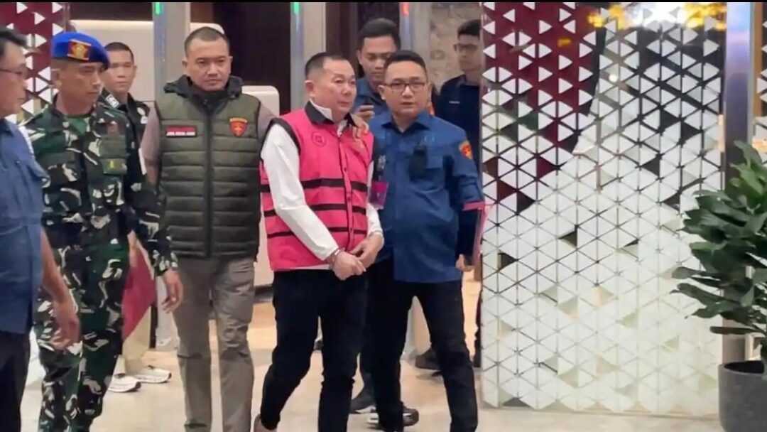 Eks Kapolda Kalbar Dikabarkan Diperiksa Propam, Dugaan Backing Tambang Bauksit Pengusaha Aseng Jadi Sorotan