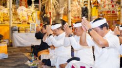 Wakil Bupati Badung Hadiri Prosesi Nganyarin di Pura Dalem Pingit Bongkasa, Tegaskan Komitmen Pemerintah Dukung Pelestarian Adat dan Agama