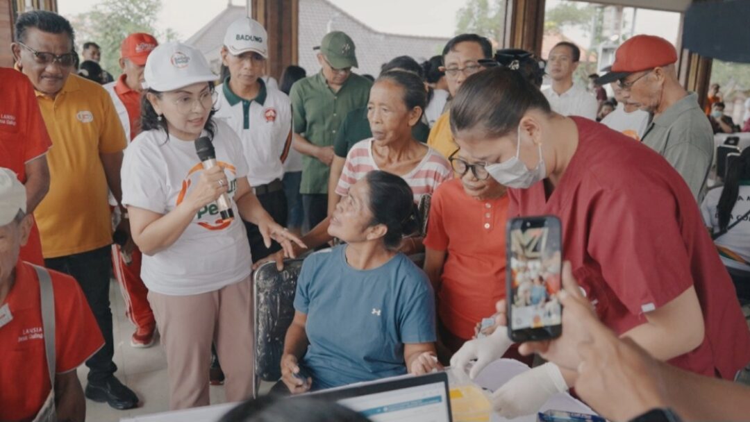 Safari Kesehatan Badung Peduli di Desa Gulingan, Hadirkan Layanan Kesehatan Gratis dan Bantuan Sosial bagi Warga