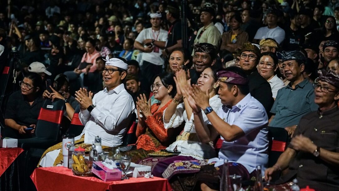 Bupati dan Wabup Badung Apresiasi Penampilan Baleganjur Remaja Duta Badung di PKB XLVIII 2026