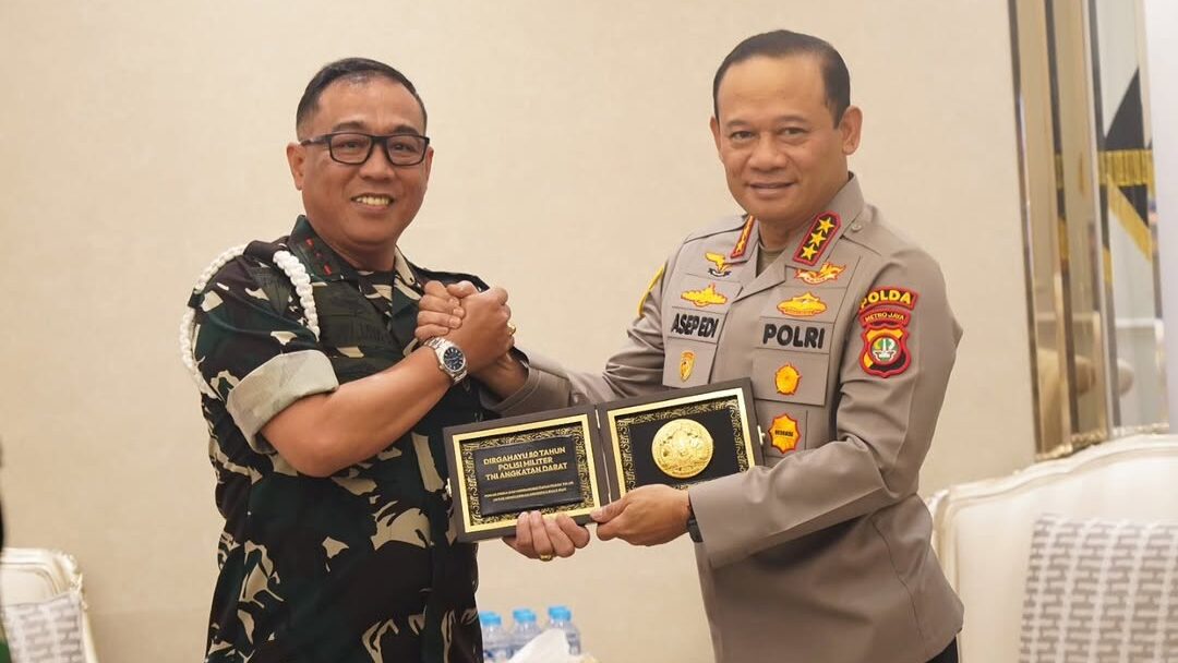 Pererat Sinergitas TNI-Polri, Danpuspomad Kunjungi Kapolda Metro Jaya Jelang HUT ke-80 POMAD