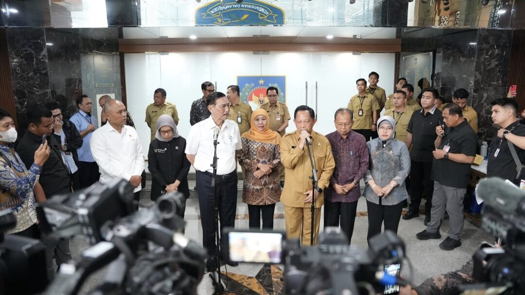 Bupati Adi Arnawa Tegaskan Komitmen Dukung Digitalisasi Bansos, Hadiri Rakor Nasional di Kemendagri