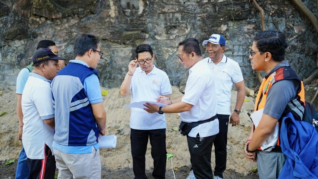 Bupati Adi Arnawa dan Ketua DPRD Badung Tinjau Penataan Pedestrian Pantai Kuta, Wujudkan Kawasan Wisata yang Nyaman, Indah, dan Berkelas