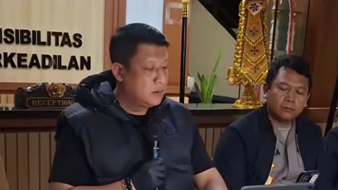 Lima Pelaku Pengeroyokan Terduga Pencuri Ayam Dibekuk Polres Tabanan, Kapolres: Emosi Massa Bukan Alasan Membenarkan Main Hakim Sendiri