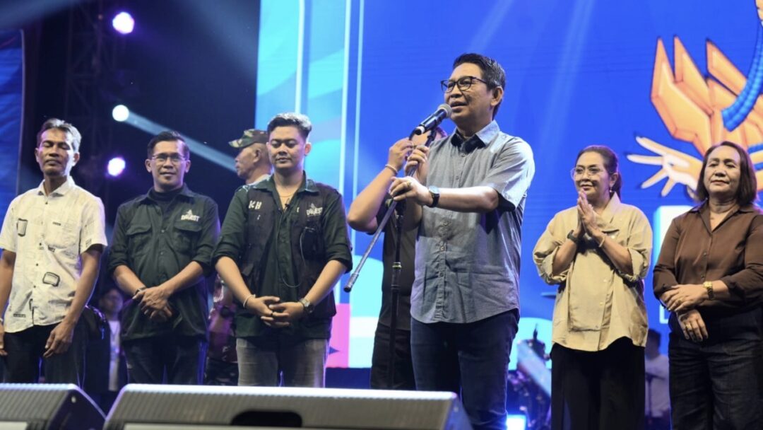 Davest III Ditutup, Bupati Adi Arnawa Dorong Darmasaba Terus Kembangkan UMKM dan Potensi Desa