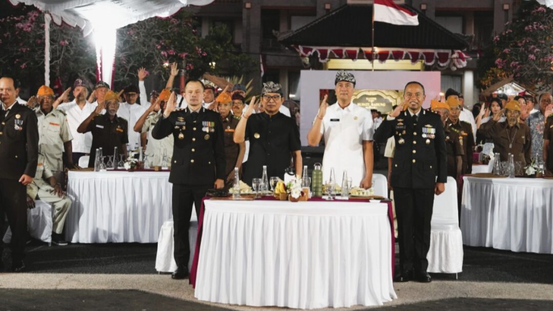 Syukuran HUT Ke-81 Kemerdekaan RI, Bupati Adi Arnawa Apresiasi Veteran dan Paskibraka