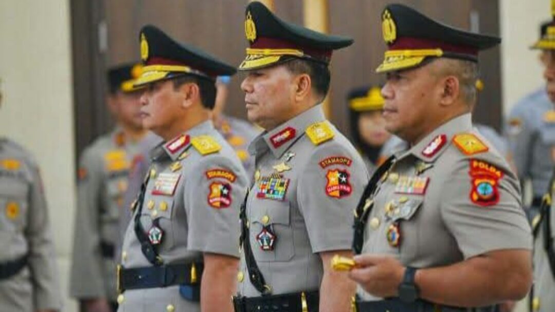Tongkat Komando Polda Sulut Berganti, Brigjen Pol Yudo Hermanto Resmi Gantikan Irjen Pol Roycke Harry Langie