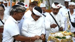 Krama Desa Adat Mengwitani Gelar Karya Yadnya Massal, Bupati Adi Arnawa Hadir sebagai Upasaksi