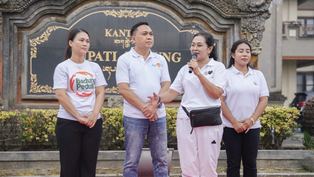 TP. PKK Badung dan Gerakan Badung Peduli Luncurkan Agenda Olahraga Mingguan “Ayo Bergerak Bersama” di Puspem