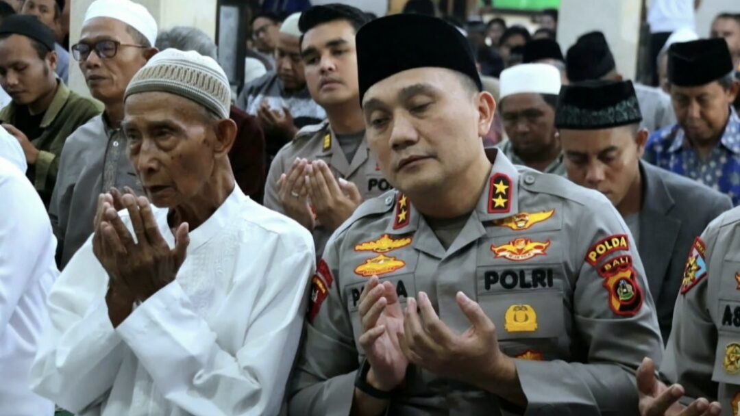 Kapolda Bali Perkuat Silaturahmi dengan Umat Muslim, Ajak Masyarakat Bersinergi Jaga Kamtibmas dan Toleransi
