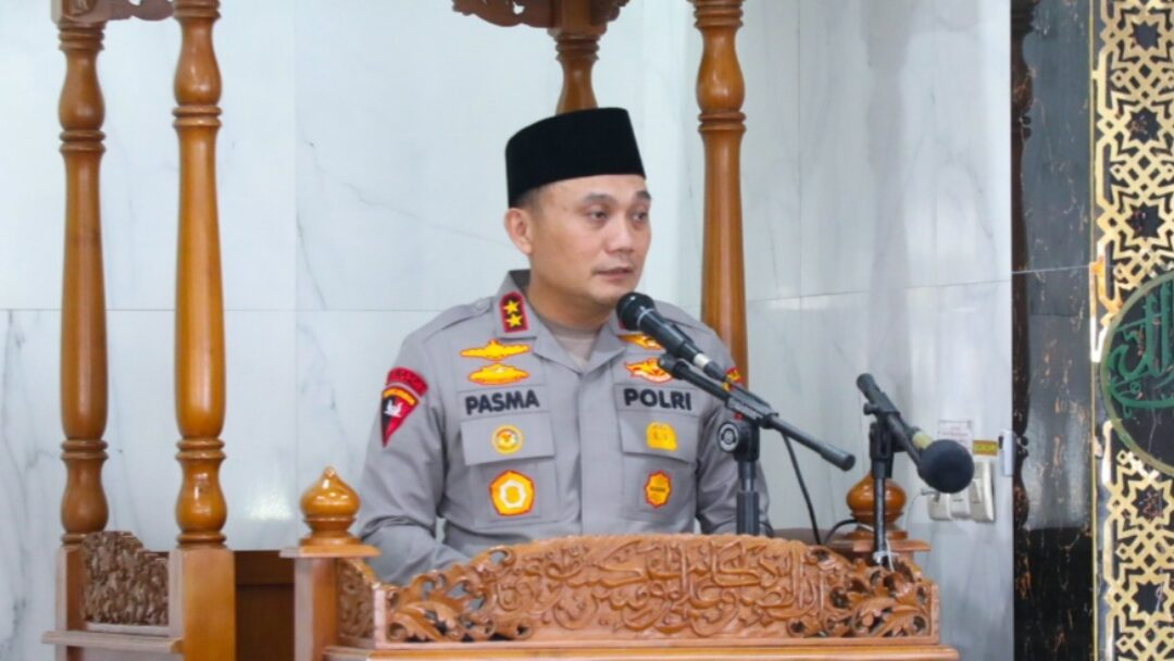Jumat Keliling di Masjid At-Taufiq, Kapolda Bali Perkuat Silaturahmi dan Kerukunan