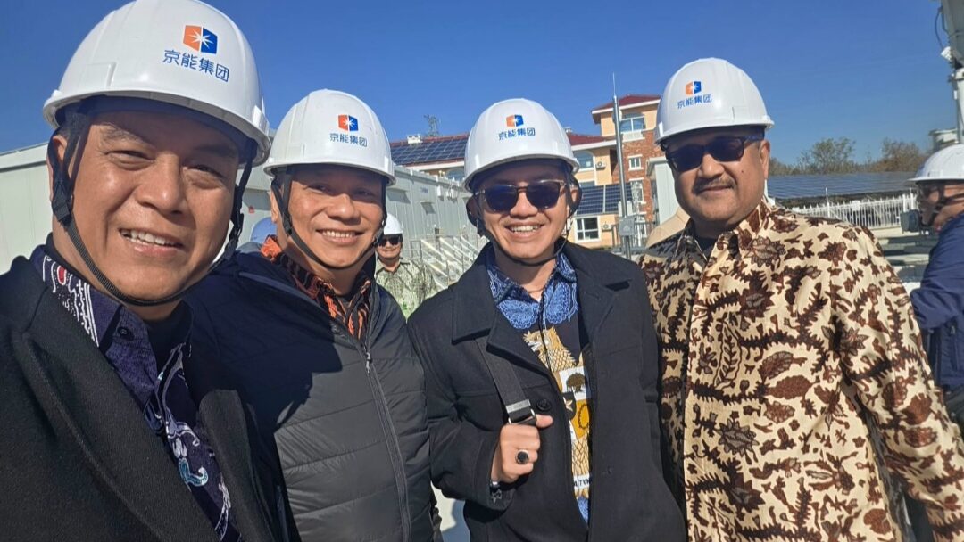 Kunjungi PLTS Longqingxia Tiongkok, Delegasi PKN 69 Formulasikan Strategi Akselerasi Transisi Energi Indonesia